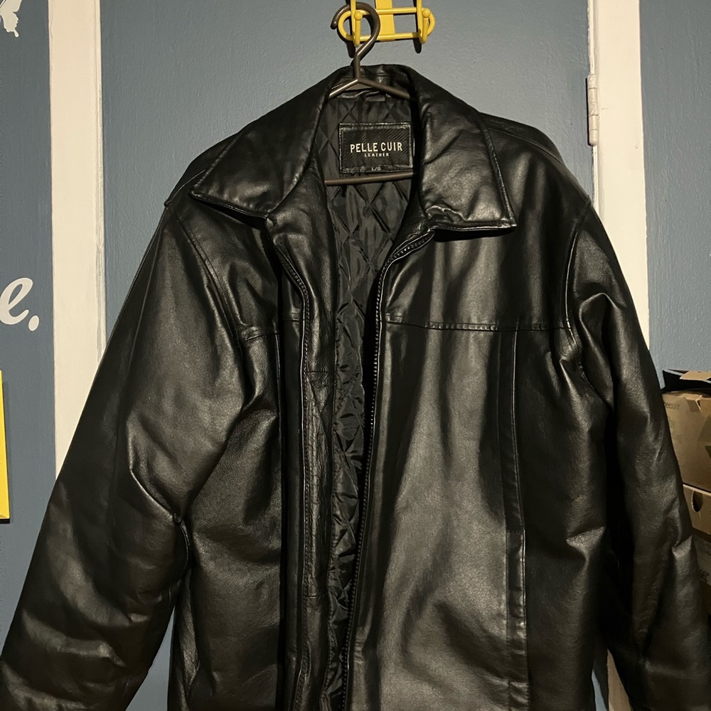 Men’s leather coat size Large fit extra large